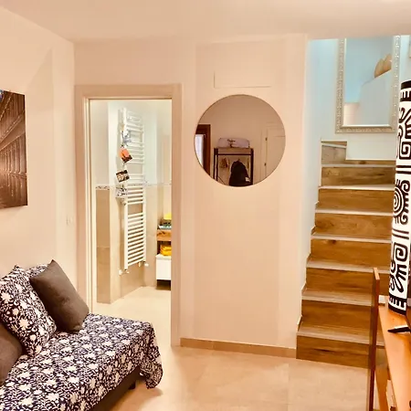 Casabella Casa Indipendente Con Corte * كيودجا