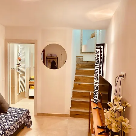 Casabella Casa Indipendente Con Corte * كيودجا