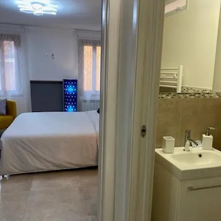بيت للعطل Casabella Casa Indipendente Con Corte *
