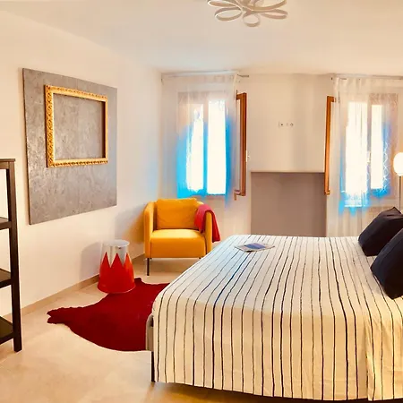 بيت للعطل Casabella Casa Indipendente Con Corte كيودجا