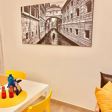 Casabella Casa Indipendente Con Corte بيت للعطل كيودجا