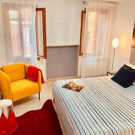 Casabella Casa Indipendente Con Corte كيودجا