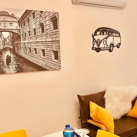 Casabella Casa Indipendente Con Corte