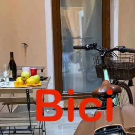 Casabella Casa Indipendente Con Corte بيت للعطل كيودجا